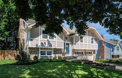 8212 TWILIGHT Lane, Lenexa, KS 66219