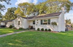 7900 Pennsylvania Avenue, Kansas City, MO 64114