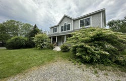 15 Cooley Lane, Ogunquit, ME 03907
