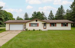 198 W Fourth, Caspian, MI 49915