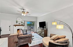 10234 Variel, Chatsworth, CA 91311