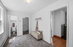 12 Planters St, Salem, MA 01970