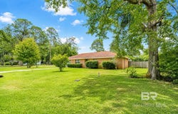 614 E Gate Circle, Foley, AL 36535