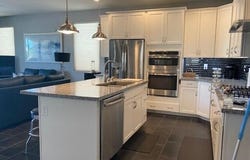 9141 W DREYFUS Drive, Peoria, AZ 85381