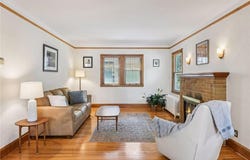4252 Queen Avenue N, Minneapolis, MN 55412