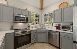5048 Swallow Court, Klamath Falls, OR 97601
