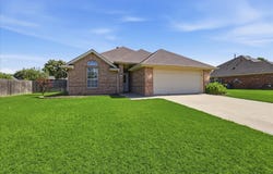 206 Mourning Dove Lane, Krum, TX 76249