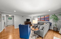 8124 JUNIPER Drive, Prairie Village, KS 66208