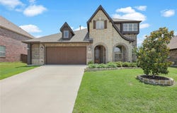 112 Carriage Run Drive, Wylie, TX 75098