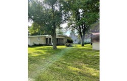 106 2nd Street SE, Rake, IA 50465
