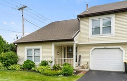 3822 Yardley Court, Fort Wayne, IN 46815-5368