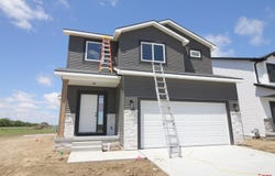 10531 S 76th Street, Lincoln, NE 68516