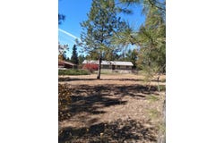 28211 N Cottonwood Rd, Chattaroy, WA 99003
