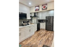 9181 SW 54th St, Cooper City, FL 33328