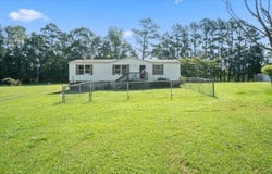 160 Lone Wolf Drive, Henderson, NC 27537