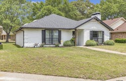 602 Pierce, Lindale, TX 75771