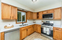 6908 64th Avenue N, Brooklyn Park, MN 55428