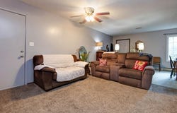 2844 N Summit Avenue, Springfield, MO 65803