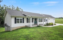 24826 Lake Drive, Warrenton, MO 63383