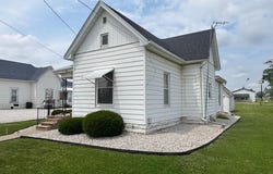 110 E Beech Street, Shelbina, MO 63468