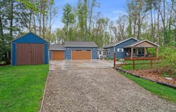 2469 Ash te wette beach Dr Drive, Hillsdale, MI 49242
