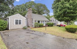 25 Brookhill Lane, West Yarmouth, MA 02673