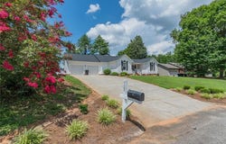 705 Fox Run, Lexington, NC 27292