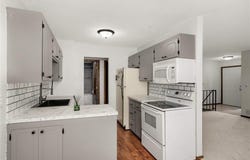1986 Mcknight Road N, North Saint Paul, MN 55109