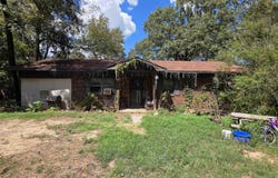 67 Pinter Lane, Morrilton, AR 72110