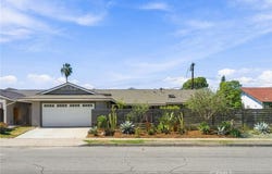 2817 La Salle, Costa Mesa, CA 92626