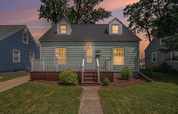 719 Botham Avenue, St. Joseph, MI 49085