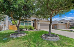 912 Isaias Dr, Leander, TX 78641