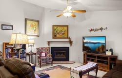 1723 SE Brookhurst Way, Grants Pass, OR 97527