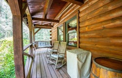8 Deer Run Road, Holland, NY 14080