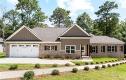 4502 Lakewood Park Drive, Phenix City, AL 36867