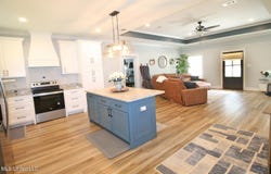 2720 Dogwood Lane, Moss Point, MS 39562