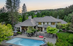 1126 NW Morgan Lane, Grants Pass, OR 97526