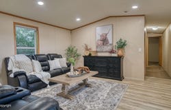 112 S Cheyenne Ave, Moorcroft, WY 82721