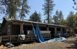 2494 Jumpoff Joe Creek Road, Grants Pass, OR 97526