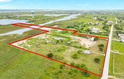 12123 Ostermeyer Road, Galveston, TX 77554