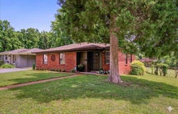 4883 KIMBALL Rd, Memphis, TN 38117