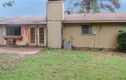 3811 Liaison Drive, Shreveport, LA 71108