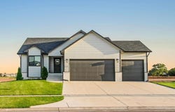 1223 N Main St, Goddard, KS 67052
