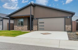 13902 N Rainier Loop, Rathdrum, ID 83858