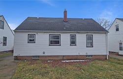 351 Clarmont Road, Willowick, OH 44095