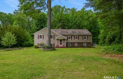 37 Madison Lane, Simsbury, CT 06092
