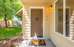 2611 SW Salmon Avenue, Redmond, OR 97756