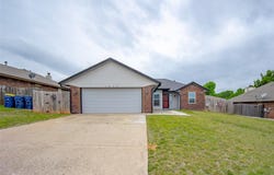 1917 Cimarron Trail, Choctaw, OK 73020