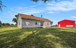 19494 Division Drive, Marshall, MI 49068