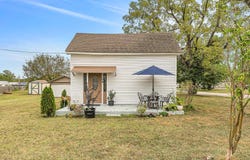 1104 N Oak, Buffalo, MO 65622